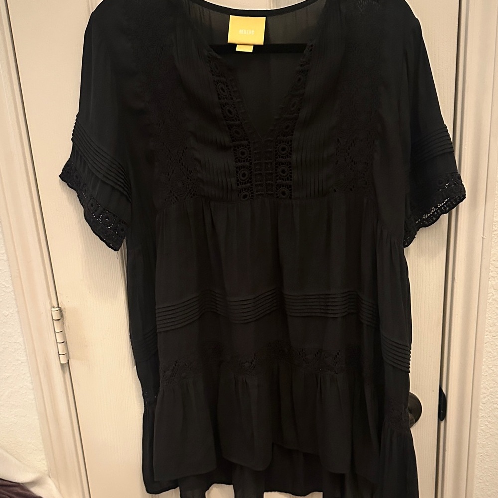 Maeve Black Short Sleeve Tunic Top